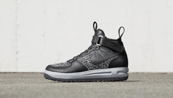 ナイキがホリデーシーズンに向けスニーカーブーツコレクション発売