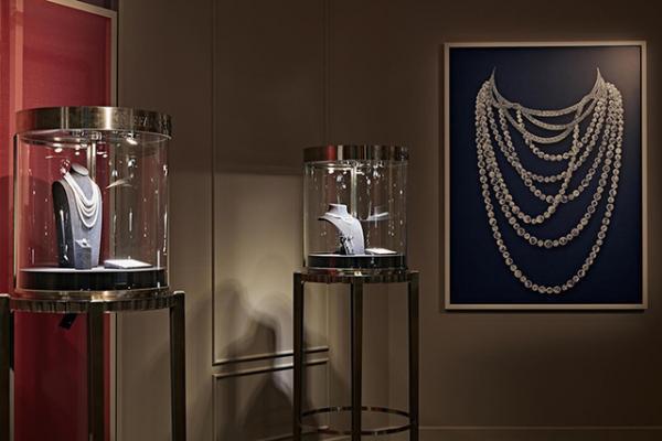 世界最大級の伝説的ジュエリー「ティファニー ダイヤモンド」上陸。銀座本店でアーカイブコレクション展