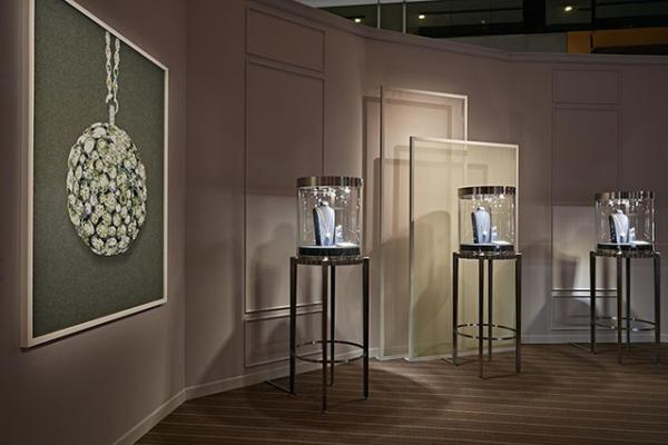 世界最大級の伝説的ジュエリー「ティファニー ダイヤモンド」上陸。銀座本店でアーカイブコレクション展