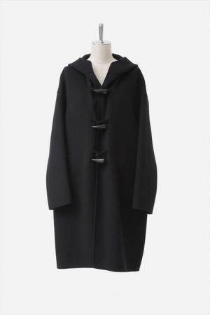ビューティフルピープル定番、ブランケットの様に羽織れるリバーコートに限定色ネイビー