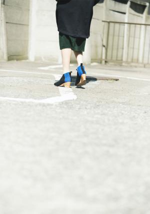 パルコのミツカルストアで「sneeuwの世界」展。リメイク1点ものや限定バッグも発売