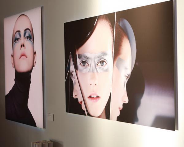 ディオール、メイクアップの歴史を紐解くアートブック『アート オブ カラー』刊行。300人超の著名人がNYでお祝い