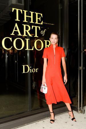 ディオール、メイクアップの歴史を紐解くアートブック『アート オブ カラー』刊行。300人超の著名人がNYでお祝い