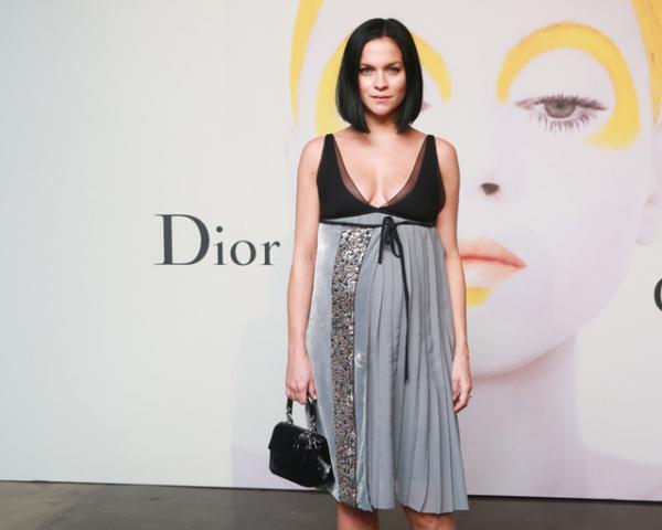 ディオール、メイクアップの歴史を紐解くアートブック『アート オブ カラー』刊行。300人超の著名人がNYでお祝い