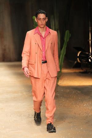 ウミット ベナンが東京でショー。テキサスの国境を越えたミックスカルチャー【17SSメンズ】