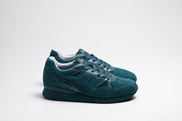 ディアドラのシグネチャーシューズ「INTREPID」が、ファセッタズムとのコラボで復刻