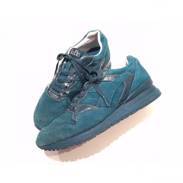 ディアドラのシグネチャーシューズ「INTREPID」が、ファセッタズムとのコラボで復刻