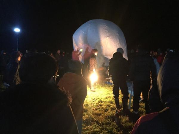 三越伊勢丹グループ、北海道士別市民800名以上が参加したPRムービー「冬至祭」公開