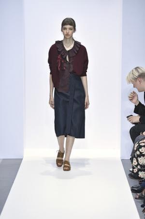 【ルック】マーガレット・ハウエル17SSウィメンズコレクション