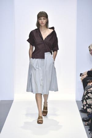 【ルック】マーガレット・ハウエル17SSウィメンズコレクション