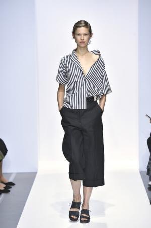 【ルック】マーガレット・ハウエル17SSウィメンズコレクション