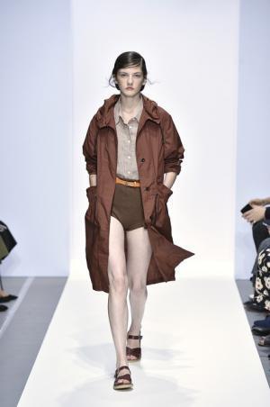 【ルック】マーガレット・ハウエル17SSウィメンズコレクション