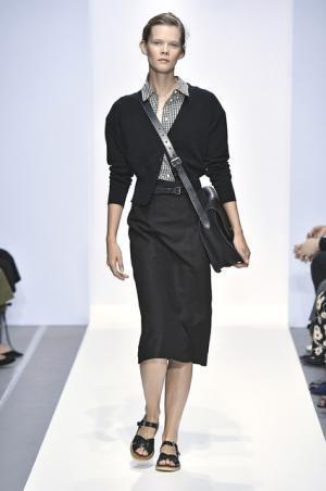 【ルック】マーガレット・ハウエル17SSウィメンズコレクション