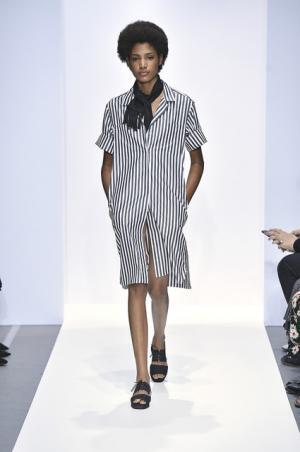 【ルック】マーガレット・ハウエル17SSウィメンズコレクション