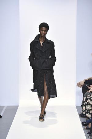 【ルック】マーガレット・ハウエル17SSウィメンズコレクション