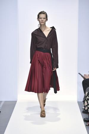 【ルック】マーガレット・ハウエル17SSウィメンズコレクション