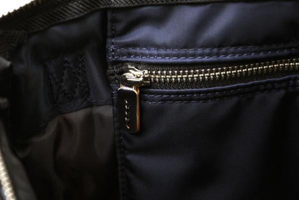 マルニ×ポーターの第8弾「SURF COLLECTION」発売。空の色と打ち寄せる波をイメージ