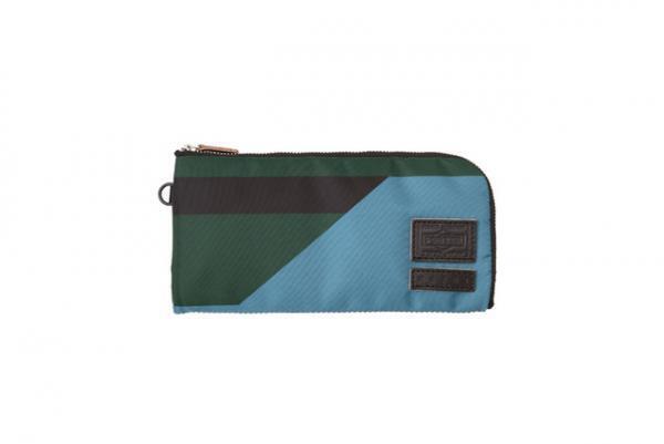 マルニ×ポーターの第8弾「SURF COLLECTION」発売。空の色と打ち寄せる波をイメージ