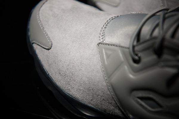 リーボック クラシック×N.ハリウッド、「フューリーライト」の日本限定モデル2種を発売