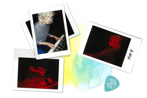 シャネルの16-17年クルーズコレクションから、様々な素材を組み合わせた新作ダービーシューズが登場