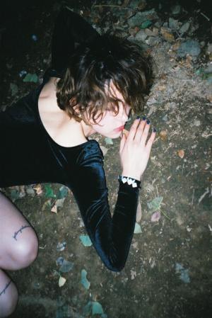 プティローブノアー×ボンジュールガールのアクセサリーが登場！ドレスアップして夜遊びする女の子をイメージ