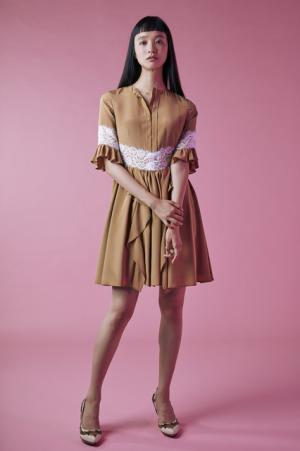 【ルック】モトナリオノ17SSウィメンズコレクション