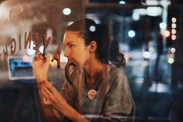 J.S.パンケーキ カフェ、苺やラズベリーを贅沢に使ったクリスマス限定メニュー