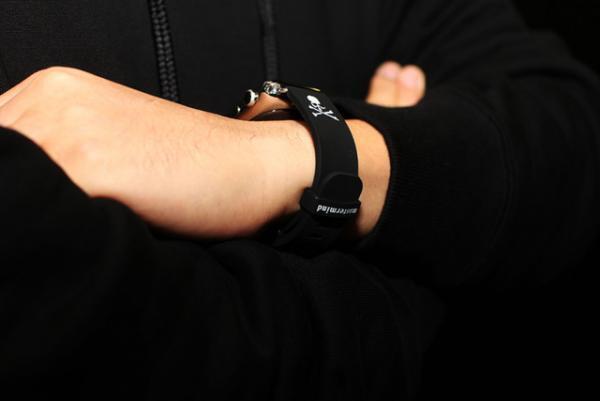 マスターマインド ジャパン、Apple Watch専用バンド&amp;iPhoneケースの先行予約を本日よりスタート