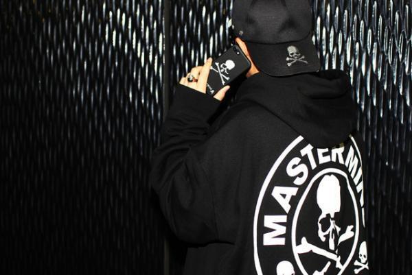 マスターマインド ジャパン、Apple Watch専用バンド&amp;iPhoneケースの先行予約を本日よりスタート