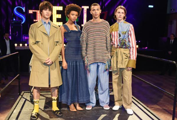 ステラ マッカートニーが初となるメンズウエアコレクションと、新作ウィメンズコレクションを同時に発表