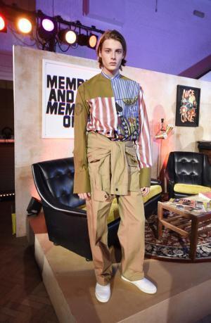 ステラ マッカートニーが初となるメンズウエアコレクションと、新作ウィメンズコレクションを同時に発表