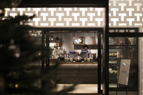 「中目黒高架下」がついにオープン！全長約700メートルに蔦屋書店など人気店が軒を連ねる新施設【レポート】