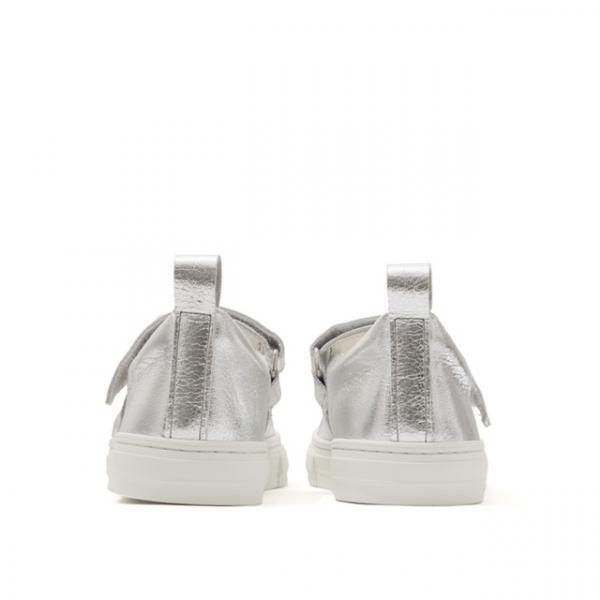 バディがDSMG別注カラーを発売。ホリデーシーズンに合わせたシルバーとゴールドを展開