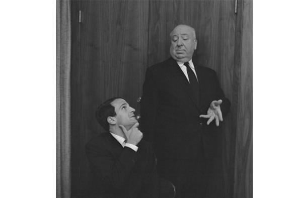 映画『ヒッチコック／トリュフォー』×パスザバトン、1点もののペイントオーバーバッグが登場