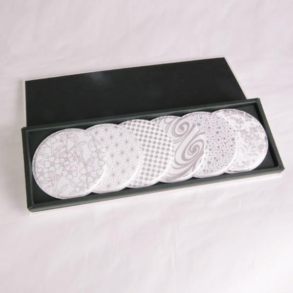 クリスマスツリーのオーナメントや、食卓を彩る器を集めた「飾る 彩る クリスマス展」開催。ワークショップも