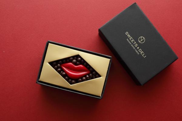 パレスホテル東京に、バレンタイン限定の大人のスイーツ7種が登場！室数限定の宿泊プランも