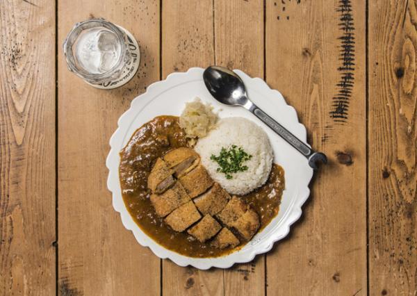 予約困難な肉の名店・肉山とグロリアスチェーンカフェのコラボメニュー、1日30食限定！