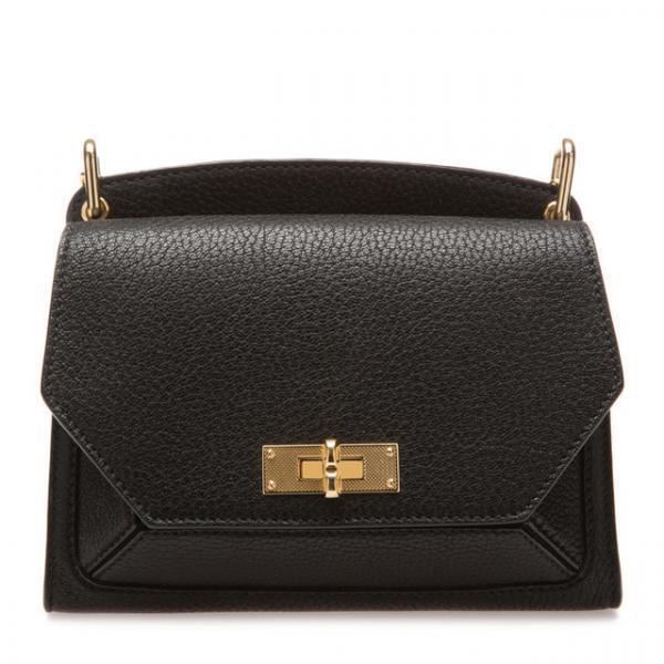 バリーから新バッグ「SUZY」がローンチ、「B-Loved」がスリムに進化！