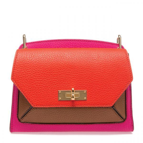 バリーから新バッグ「SUZY」がローンチ、「B-Loved」がスリムに進化！