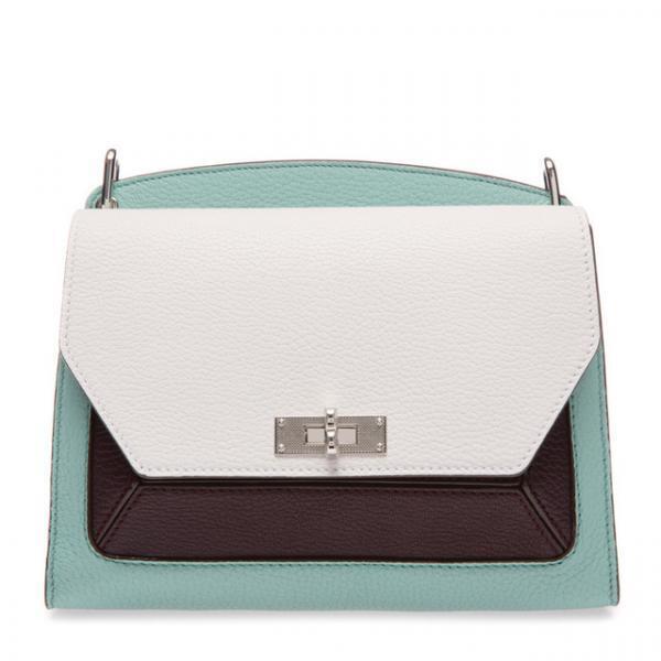 バリーから新バッグ「SUZY」がローンチ、「B-Loved」がスリムに進化！