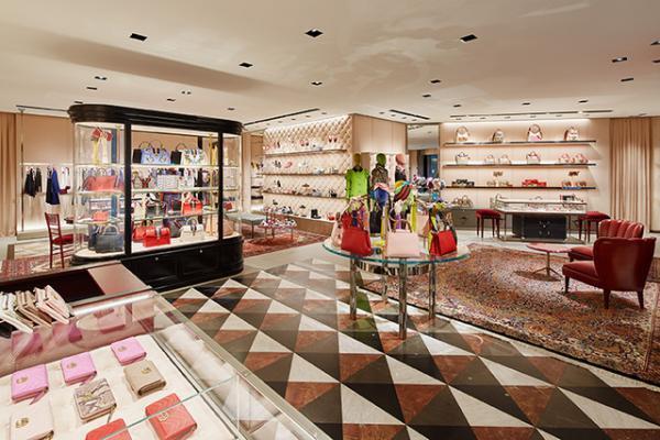グッチが六本木ヒルズに新旗艦店をオープン！17年クルーズコレクションより展開スタート
