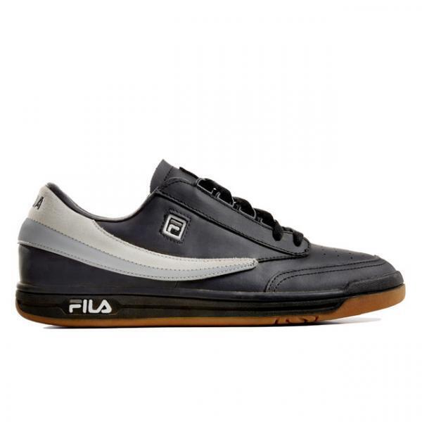 ゴーシャ ラブチンスキーとアンタイ ソーシャル ソーシャル クラブのDSM限定アイテム発売