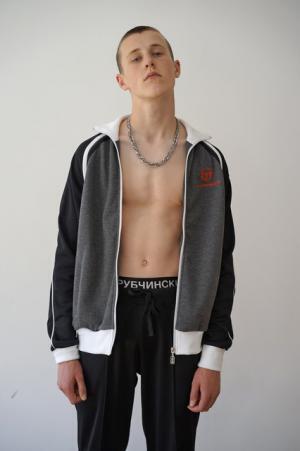 ゴーシャ ラブチンスキーとアンタイ ソーシャル ソーシャル クラブのDSM限定アイテム発売