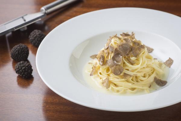 熱々とろっとろのチーズや、“肉の日”食べ放題...グランドハイアット東京の冬限定メニュー