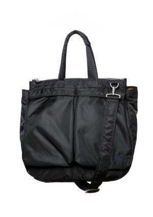 サカイ × ポーターに新作バッグ！トート、クラッチ、デイパックの全3型