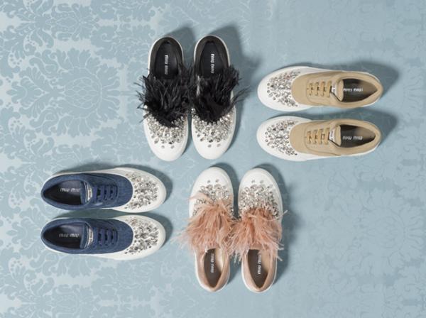 ミュウミュウの期間限定“スニーカーショップ”が新宿伊勢丹にオープン！