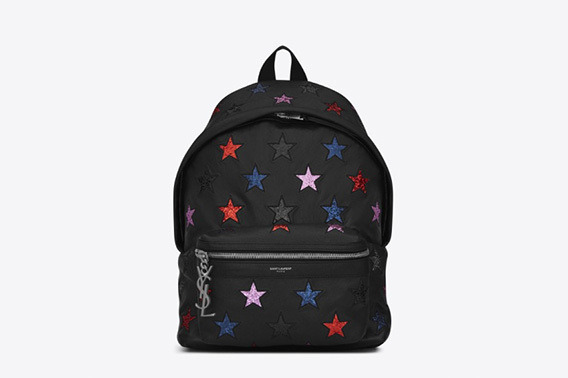 サンローランが新宿伊勢丹でポップアップ！クリスマスのお供にしたい“スター”がアクセントのバッグなど