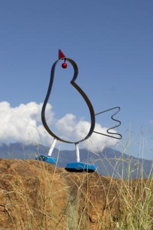 マルニが運ぶ幸せの鳥。新宿伊勢丹ポップアップにこの冬限定オブジェやブローチ、ホームコレクションがそろう