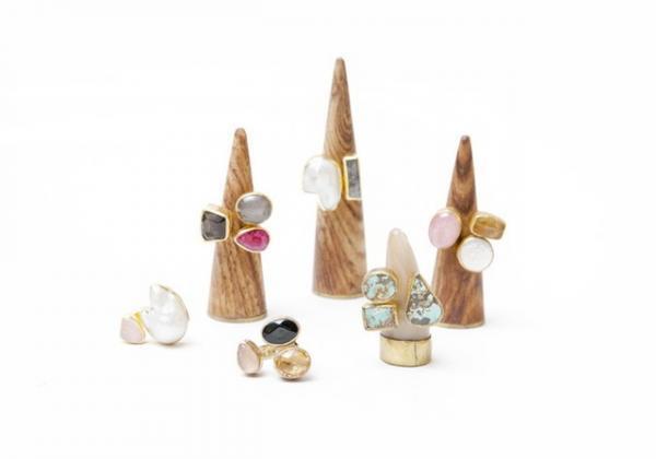 天然石ジュエリーのアマンテス・アメンテスが中目黒BRICK &amp; MORTARでポップアップ。タロット占いも