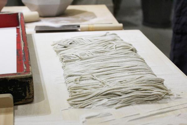 【HOHO#004 Report】新蕎麦の季節、「三合菴」店主・加藤さんをホストに蕎麦打ちワークショップが開催されました！